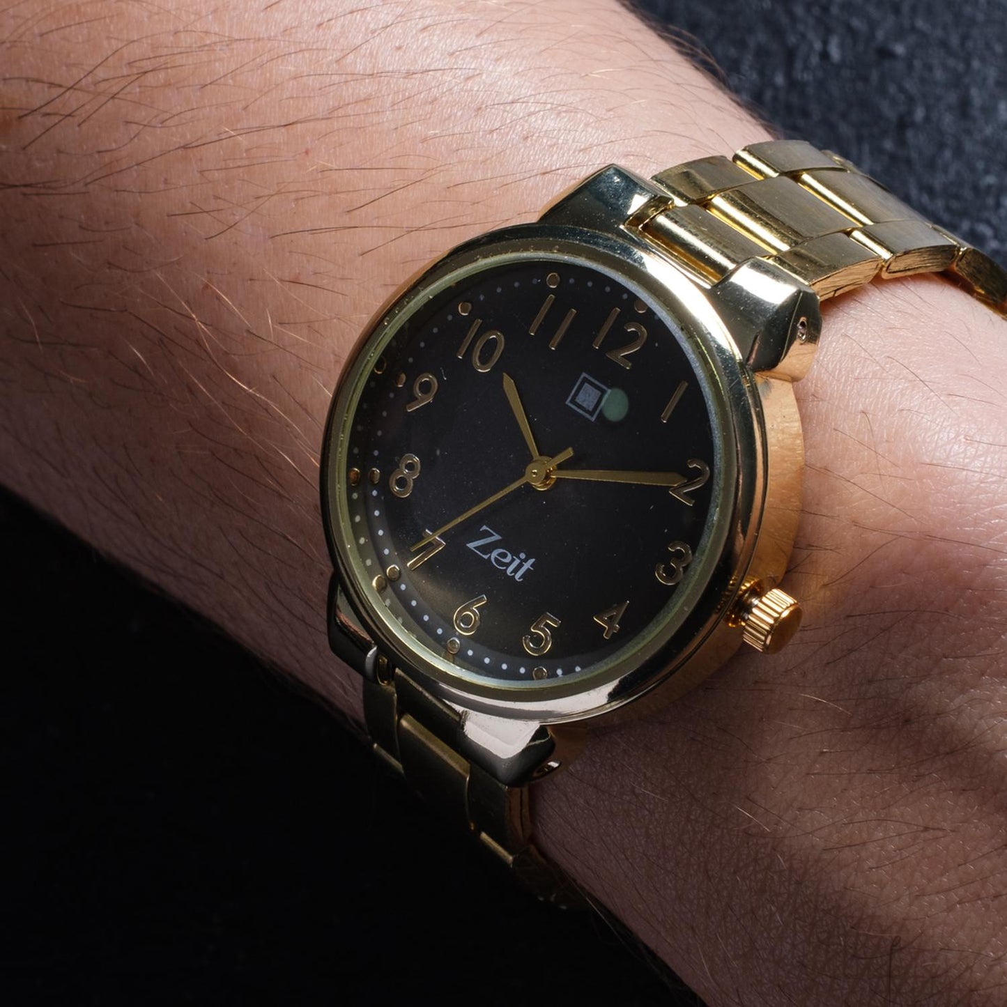 Reloj Análogo Zeit Dama Casual correa De Metal fondo liso