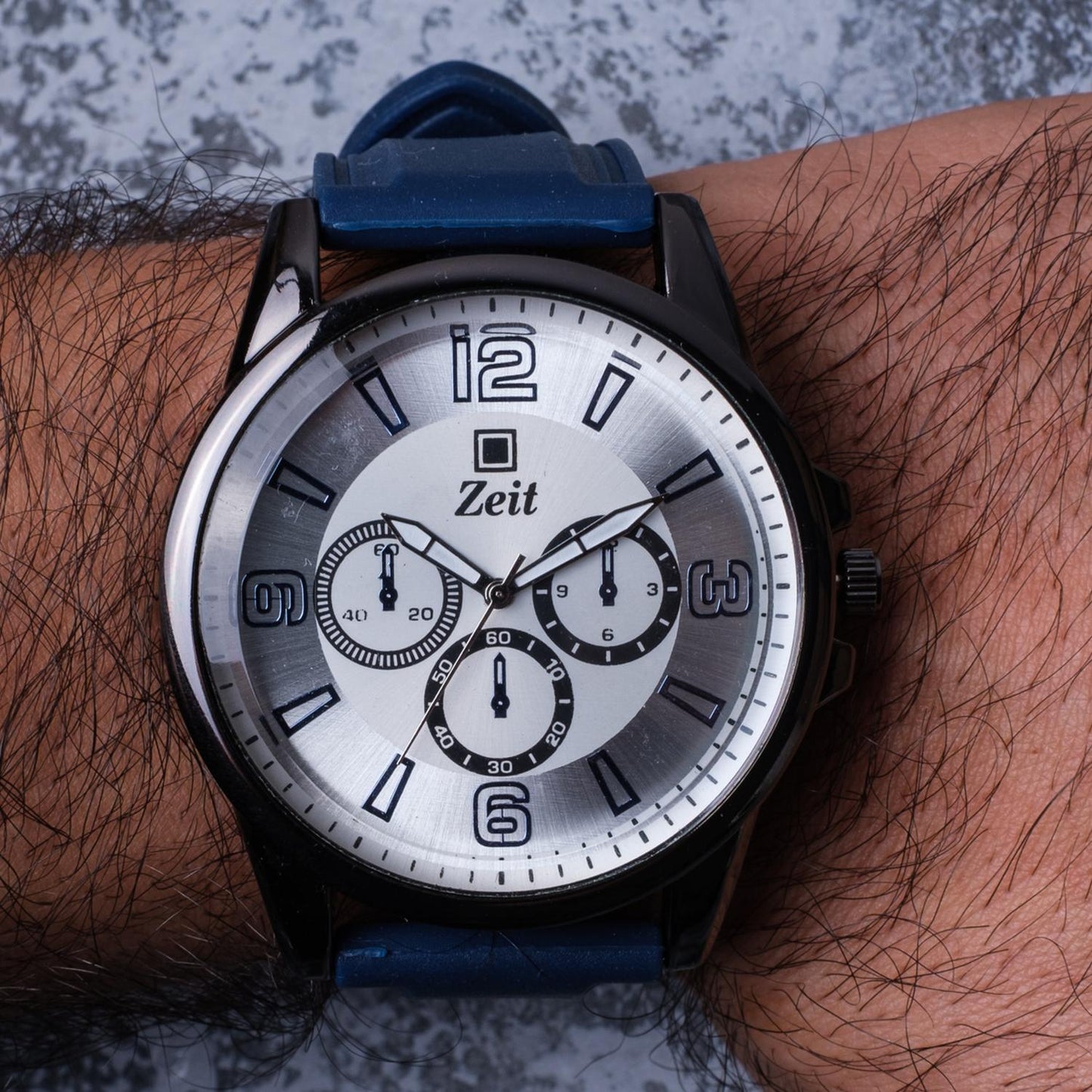 Reloj Análogo Zeit Caballero Casual Correa De Silicón