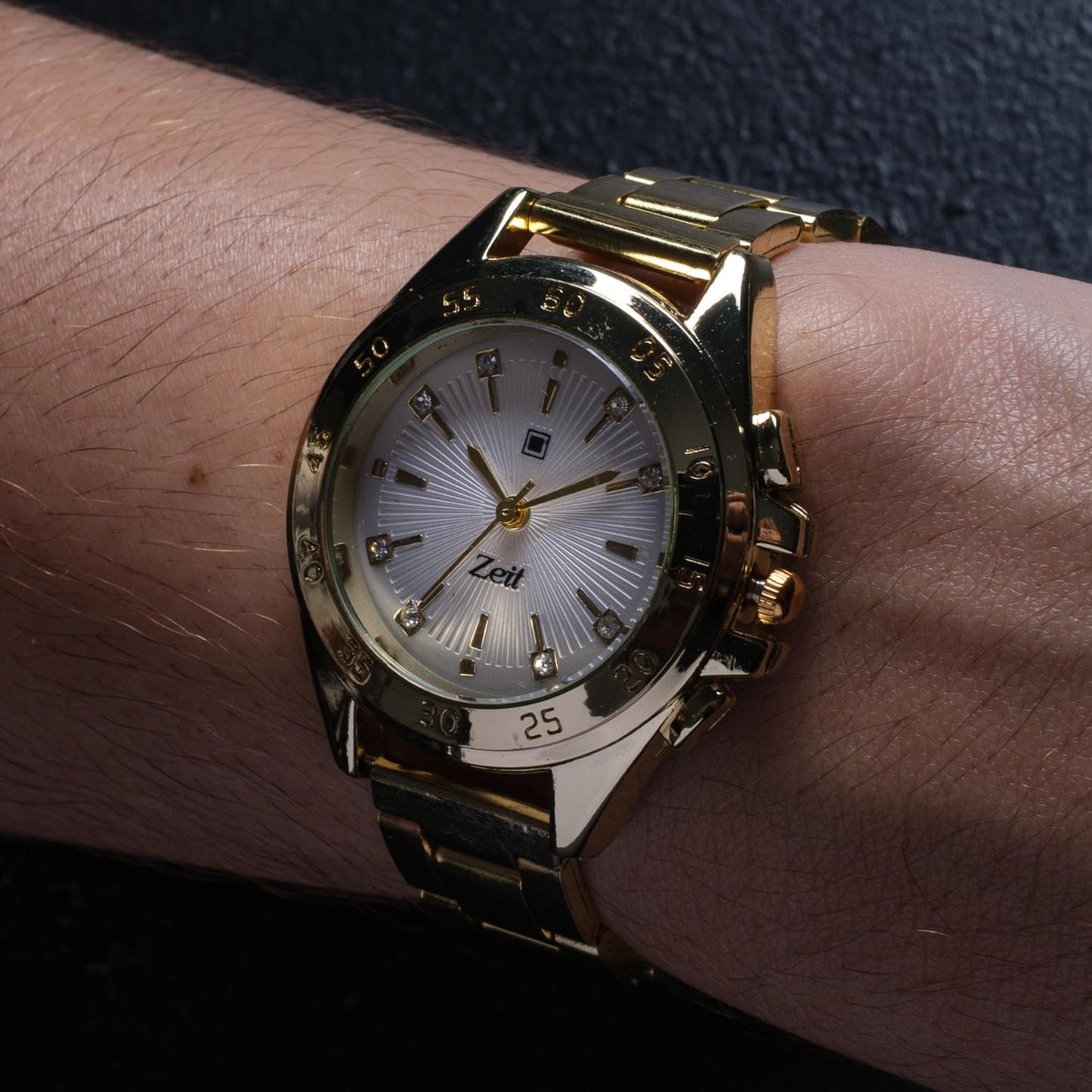 Reloj Análogo Zeit Dama Casual correa De Metal Textura