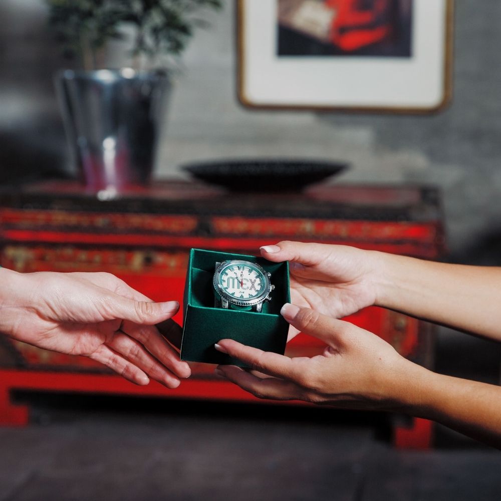 Reloj Zeit para Hombre Silicón Verde Edición México letras MEX con estuche incluido.