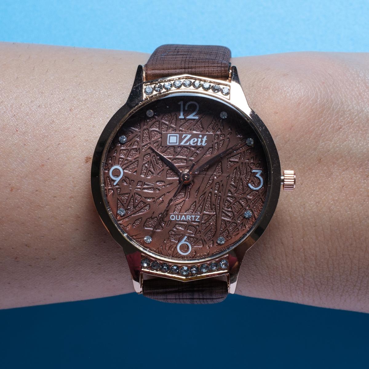 Reloj Análogo Zeit Textura Casual Dama Correa De Tacto Piel