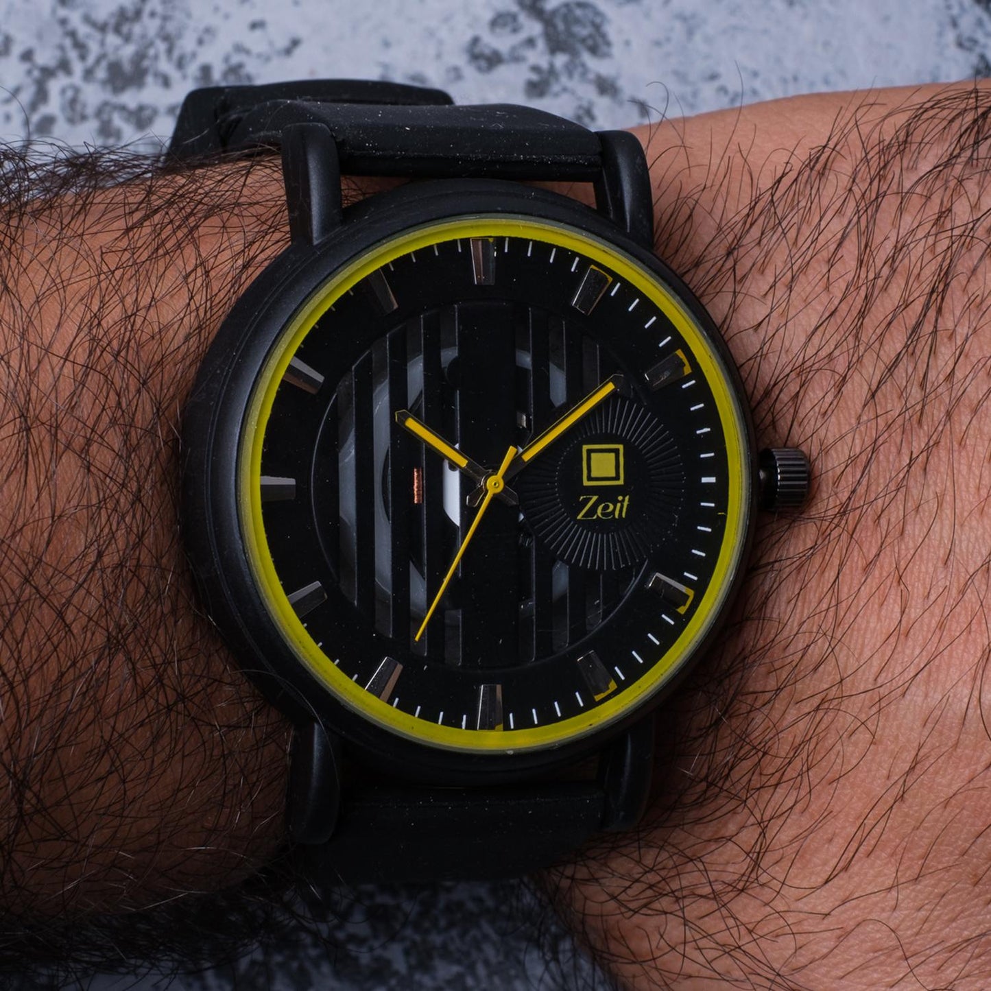 Reloj Análogo Zeit Caballero Casual Correa Silicón Textura