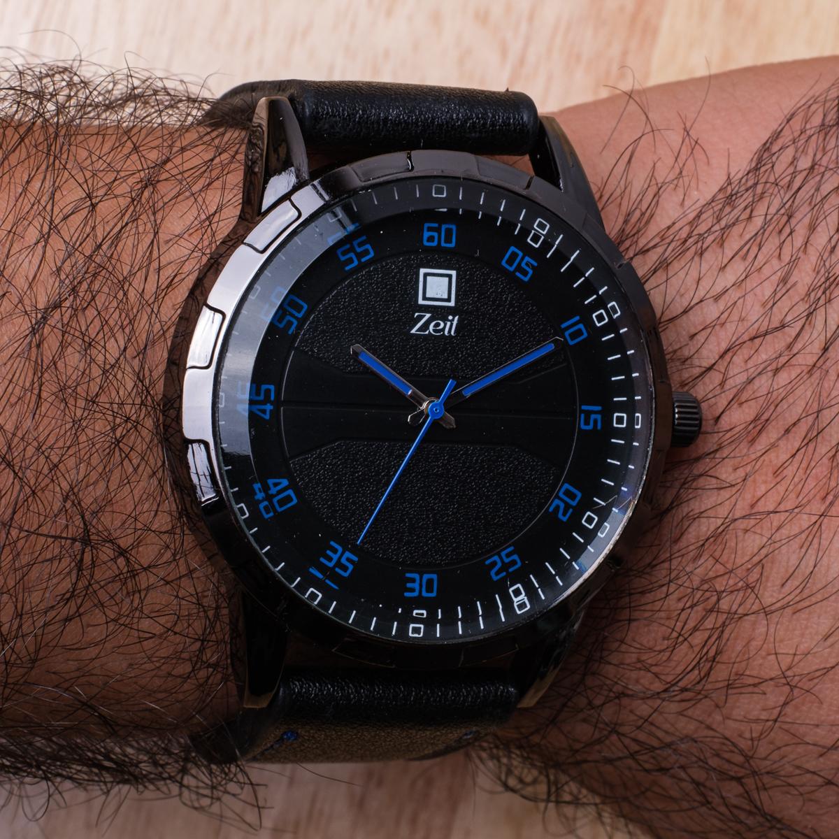 Reloj Análogo Zeit Caballero Correa De Tacto Piel Textura