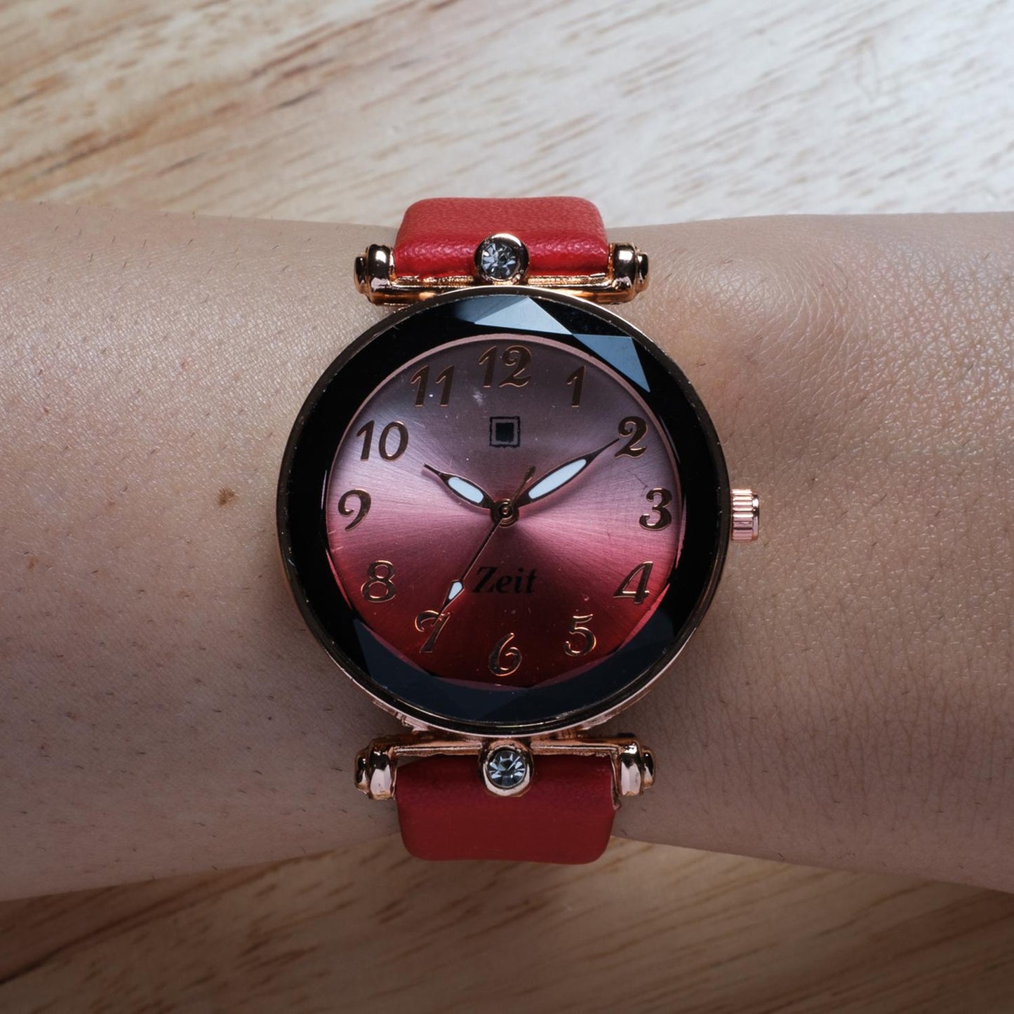 Reloj Análogo Zeit Tacto Piel Pedrería Dama