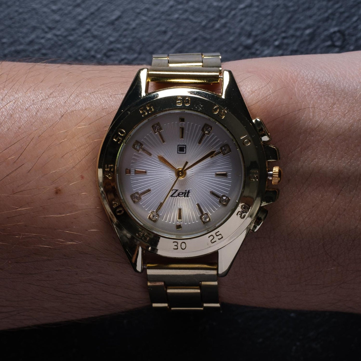 Reloj Análogo Zeit Dama Casual correa De Metal Textura