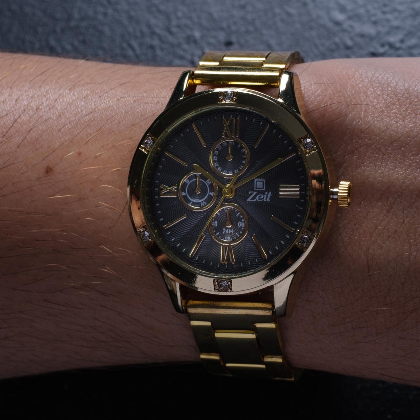 Reloj Análogo Zeit Dama Casual correa Metal Bisel Pedrería