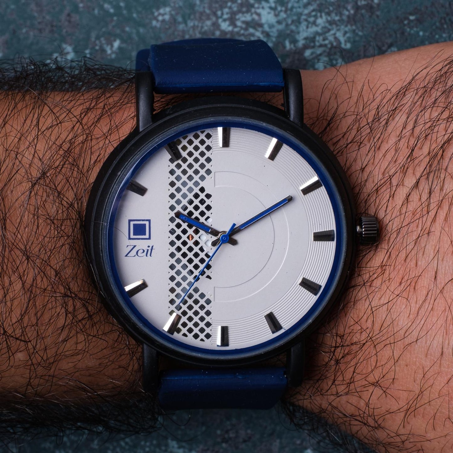 Reloj Análogo Zeit Caballero Casual Correa Silicón Textura